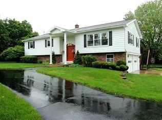 8100 45th St SE, Ada, MI 49301