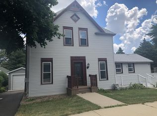 112 S Somonauk Rd, Cortland, IL 60112