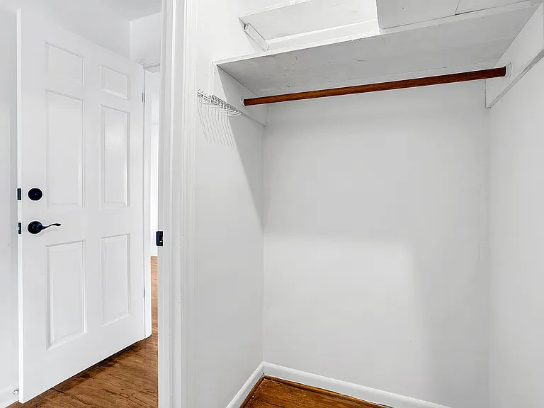 walk in closet