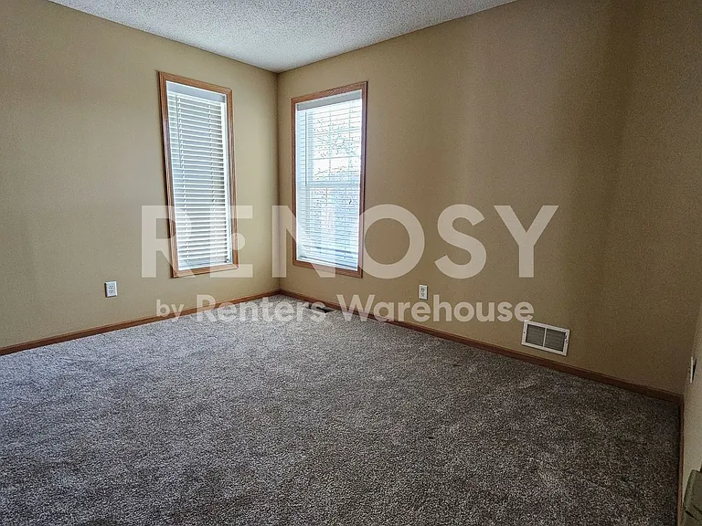7648 Century Blvd — Photo 23