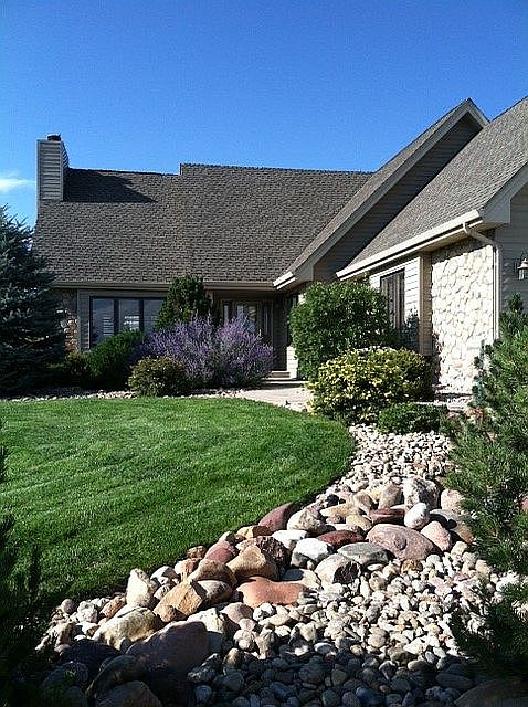 1st image of 913 Clydesdale Ln