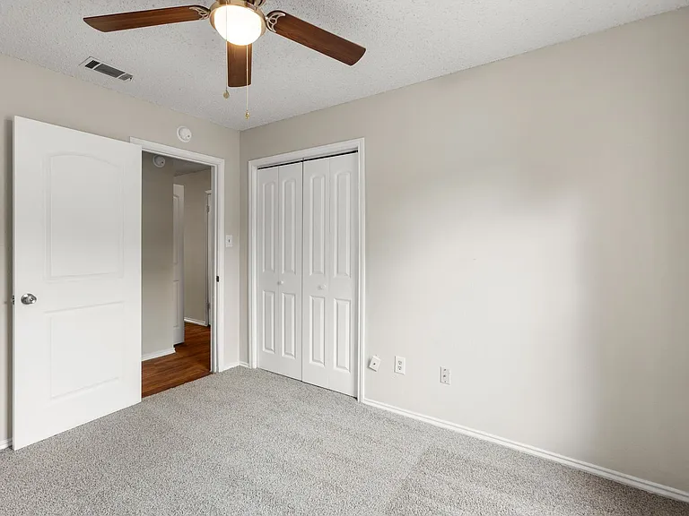 104 Mosscliff Cir #8 — Photo 15