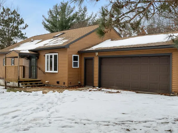 3189 W 3rd Ave, Oxford, WI 53952