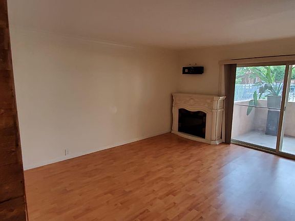 5th image of 400 N Sunrise Way APT 129