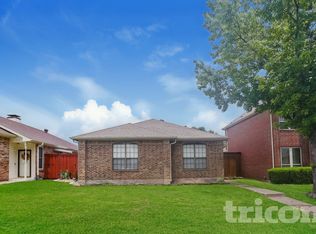 1121 Cypress Ln, Desoto, TX 75115