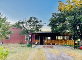 899 Moses Rd, Quemado, TX 78877