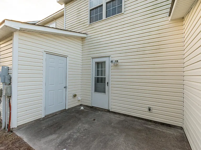 104 Streamwood Dr — Photo 27