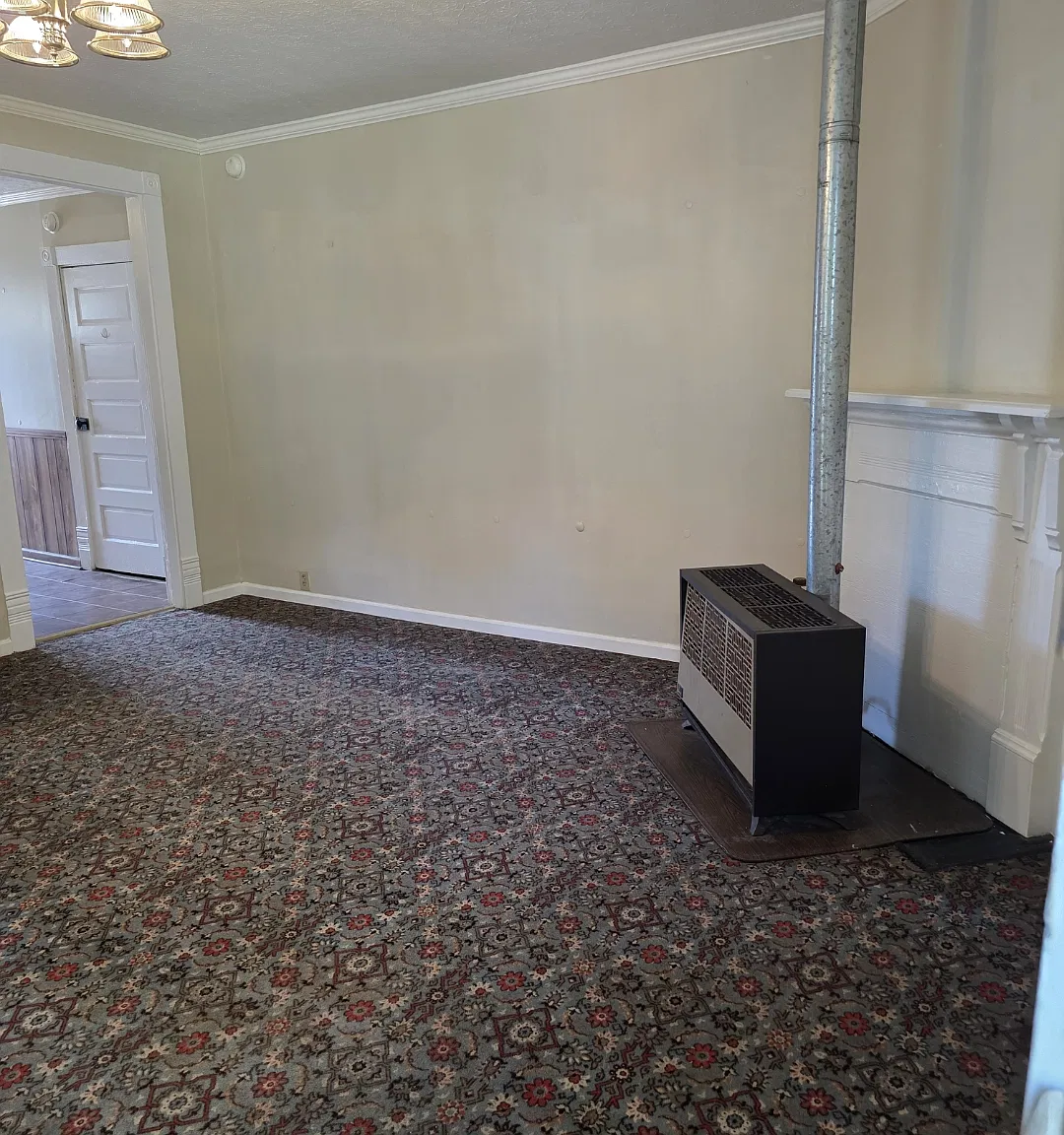 1 bed, 700 sqft, $800 — Photo 2