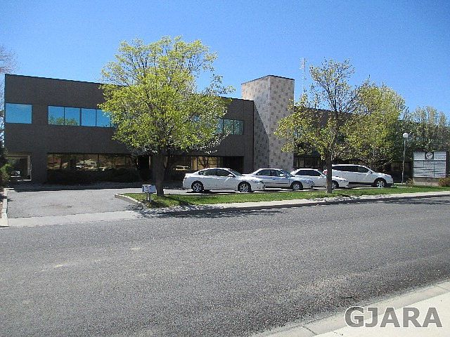 2nd image of 751 Horizon Ct Ste 104