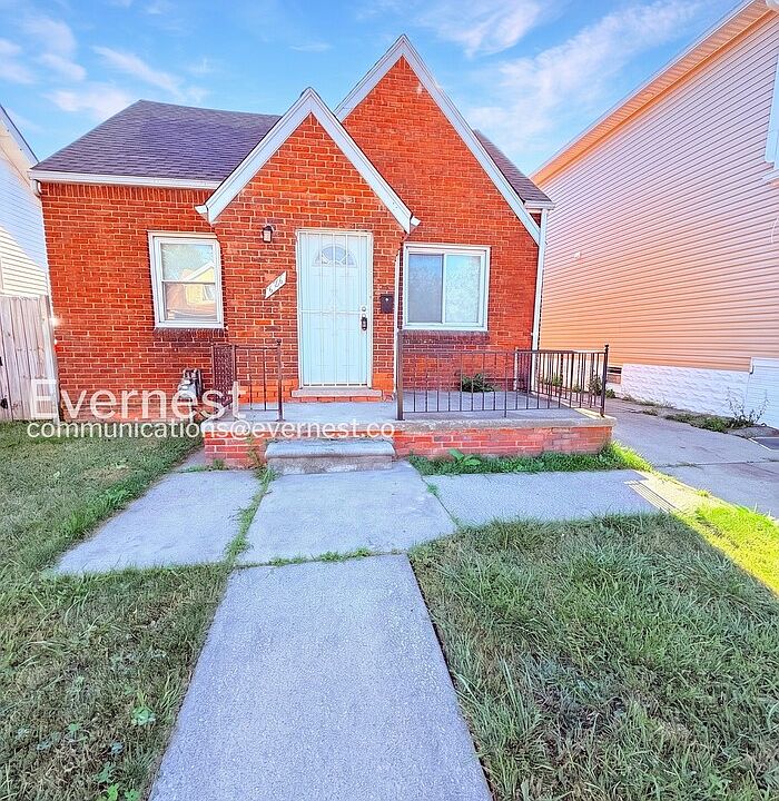 1st image of 6906 Rutherford St