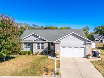 22 Ashwood Ln, Pekin, IL, 61554