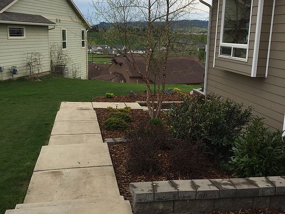 Front yard pathway