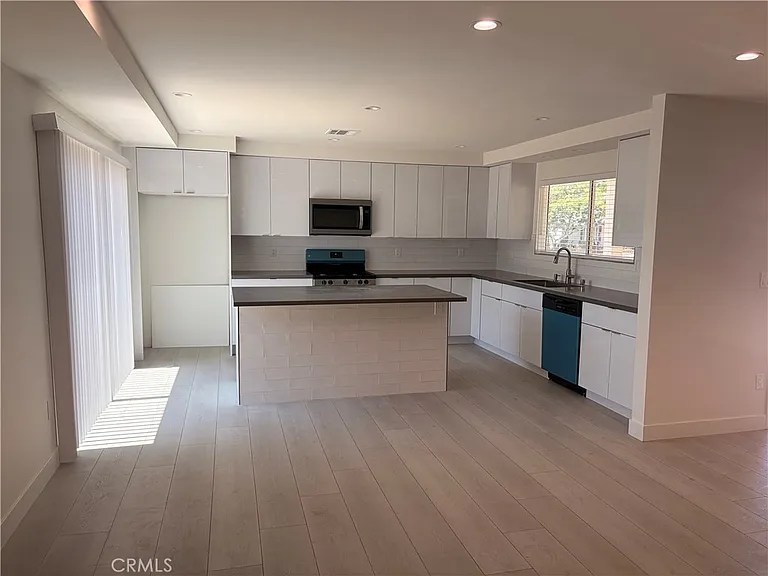 13414 Herron St — Photo 12
