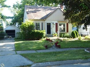 2139 Columbia Rd, Berkley, MI 48072