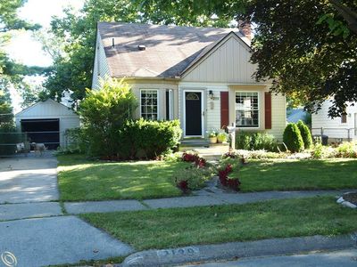 2139 Columbia Rd, Berkley, MI, 48072