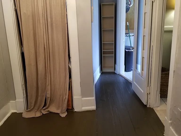 305 N Willett St #3 — Photo 12