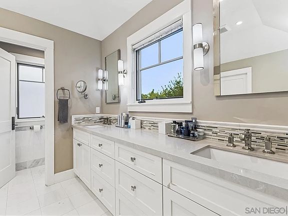 2nd image of 461 I Ave