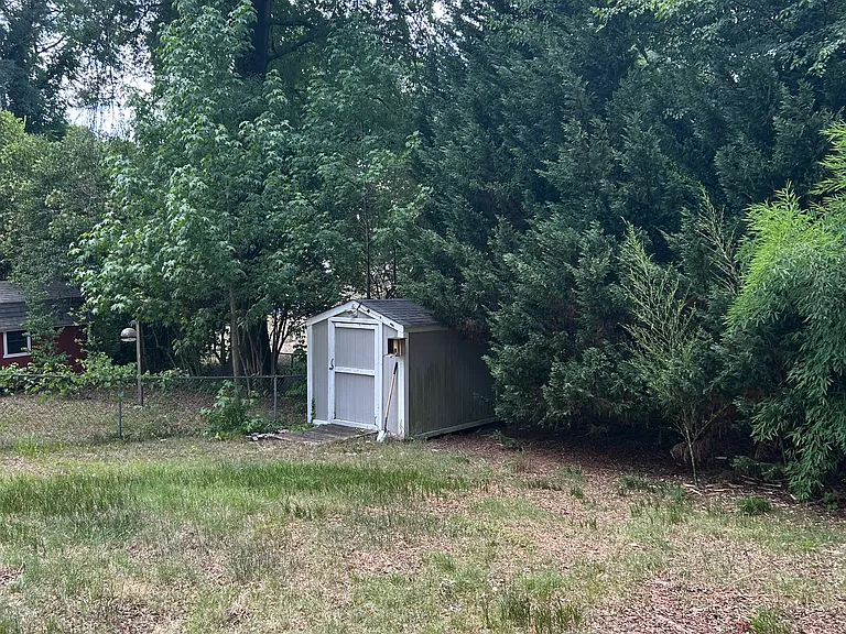 1011 Cleburne St — Photo 12