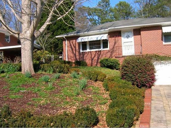 2nd image of 3225 Woodview Dr SE