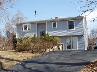 44 Allen Dr, Uncasville, CT 06382