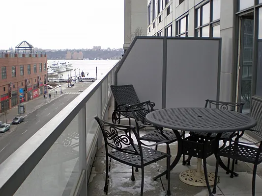 Rented by Luxury Property Group | media 26