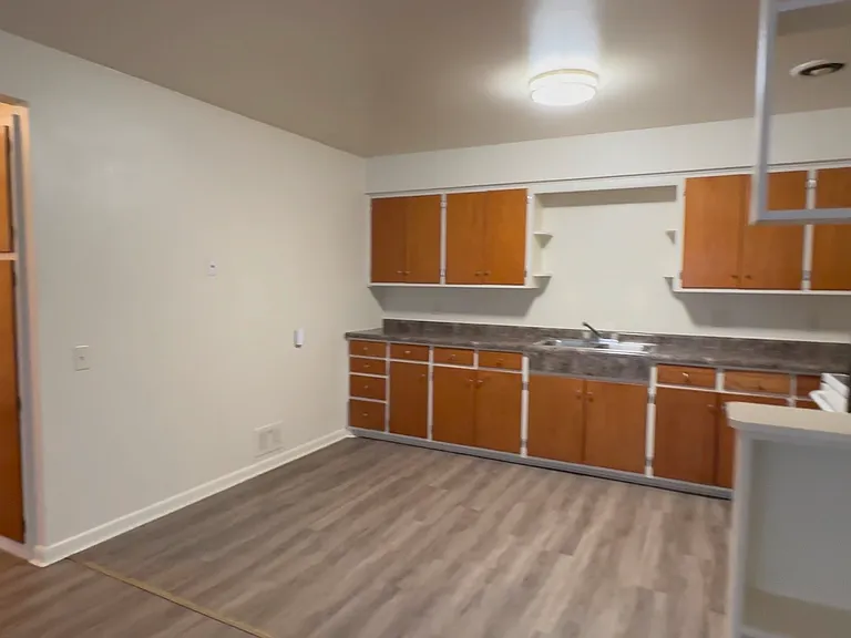 2106 Lake Point Dr #2 — Photo 1