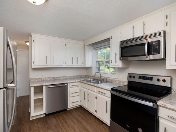 921 Dogwood Cir