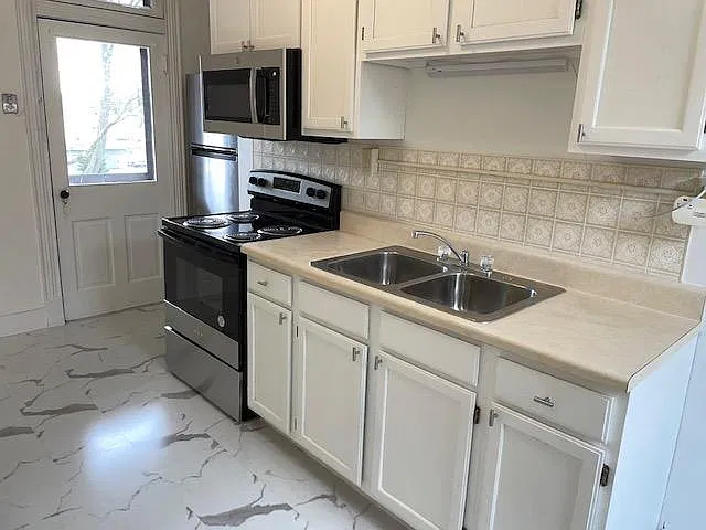 2 bed, 1275 sqft, $1,500 — Photo 2