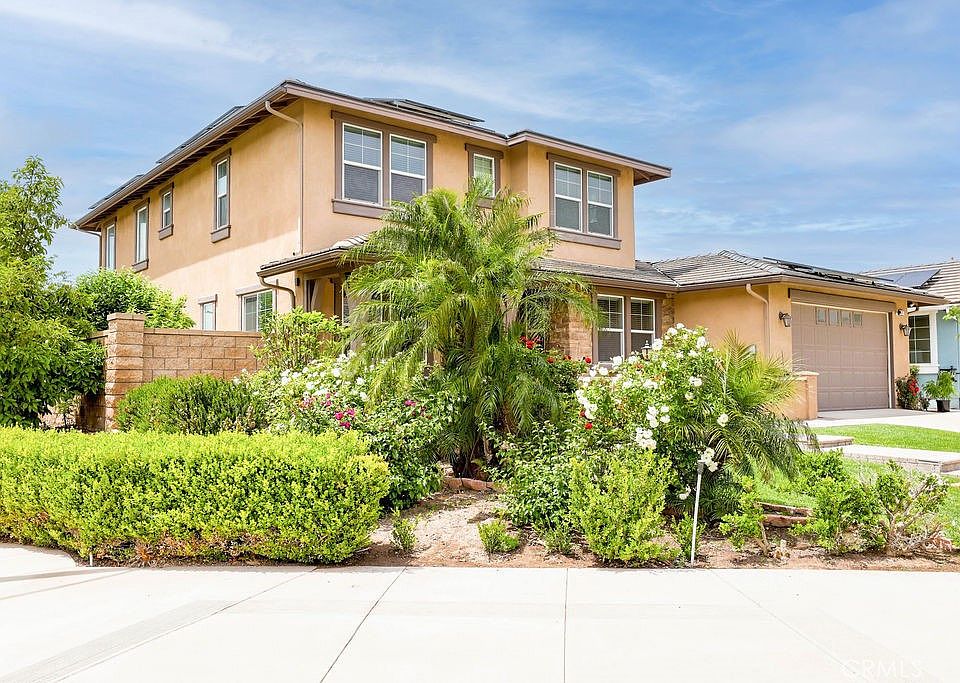 6877 Thistle St, Corona, CA 92880 | Zillow