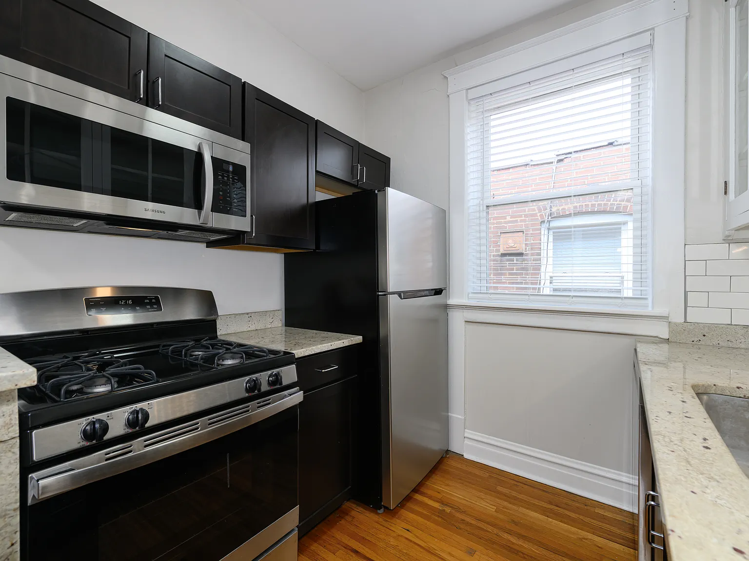 1 bed, $1,295 — Photo 2