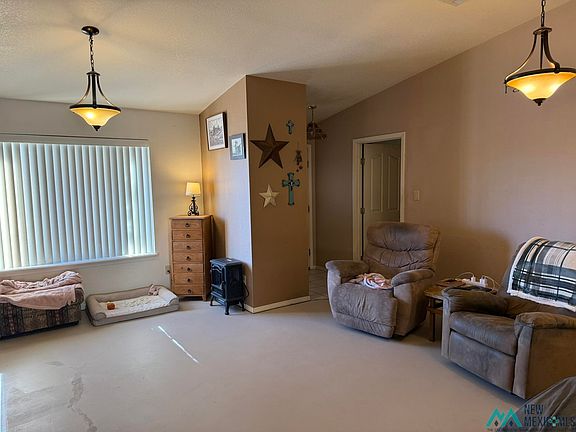 2nd image of 601 Country Club Blvd