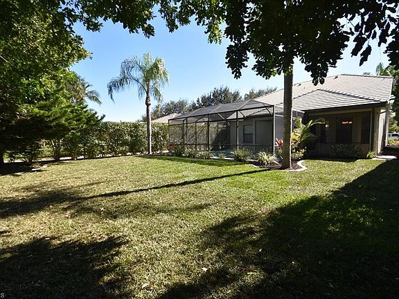 2nd image of 8851 Springwood Ct