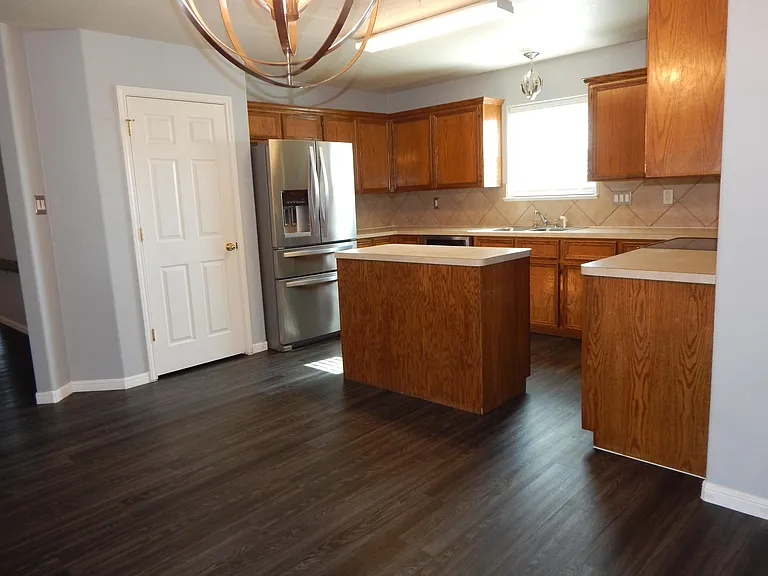 106 Cedar Ridge Dr — Photo 9