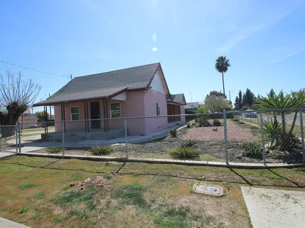 823 Almond Avenue, Sanger, CA 93657