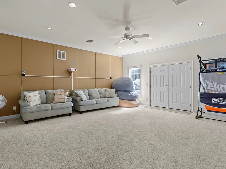 6227 Lake Vista Cir — Photo 55