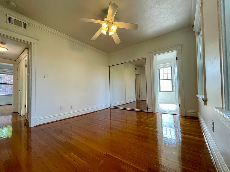 6332 N Rosebury Ave #2E — Photo 7