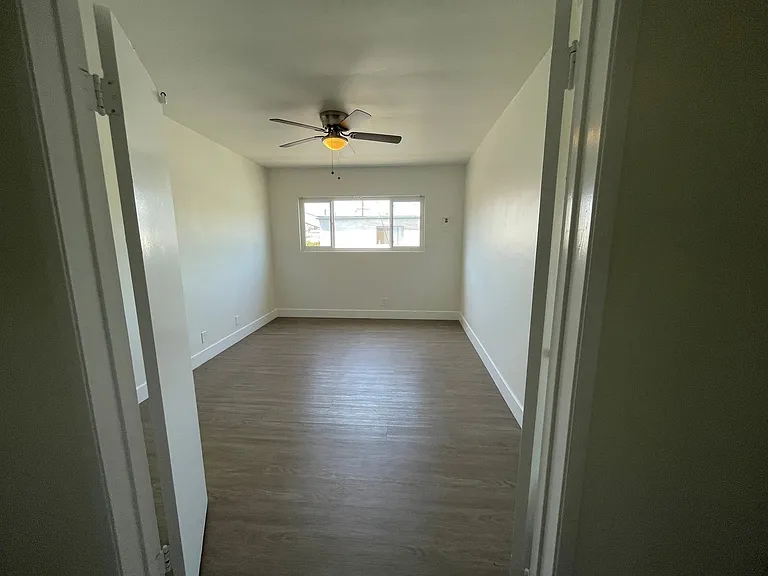 1101 Saint Louis Ave #7 — Photo 34
