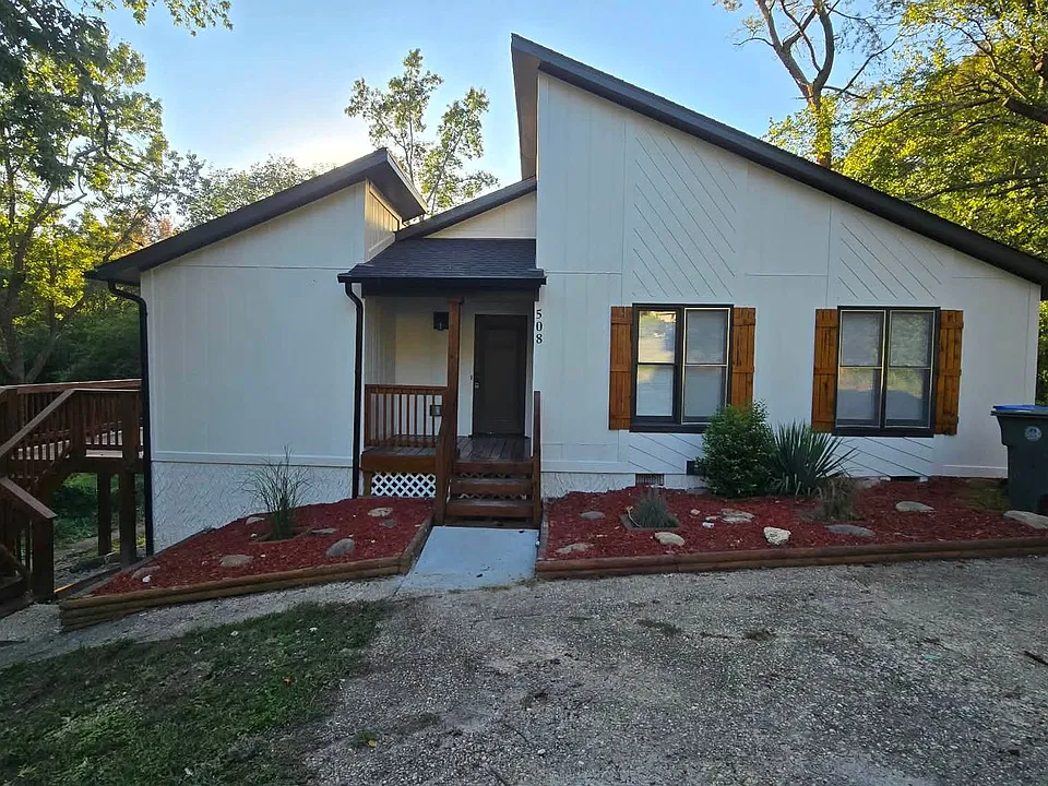 508 Singletary Pl