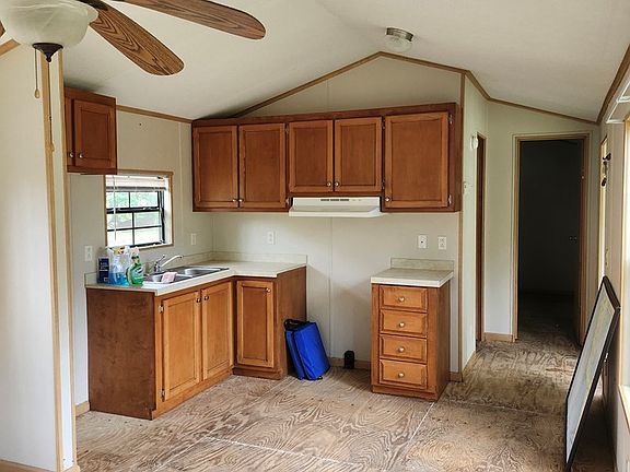 4th image of 145 SE 340th St