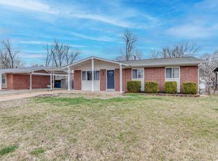 11937 Longmont Dr, Maryland Heights, MO