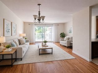 46 Township Line Rd APT 301, Elkins Park, PA 19027