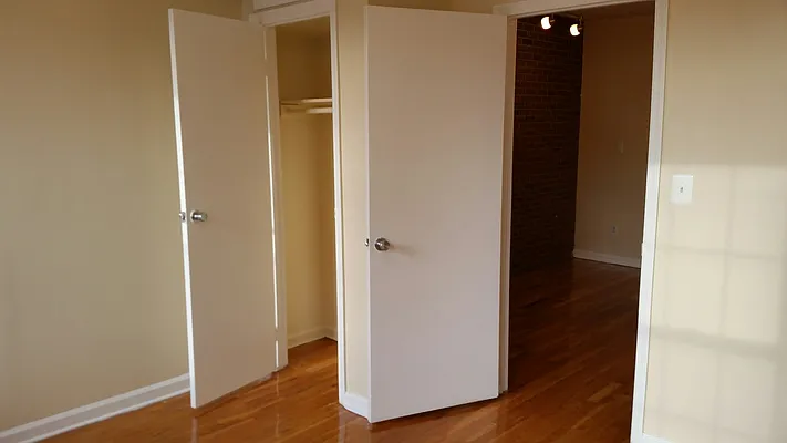 Rented by Lang Realty LLC | media 36