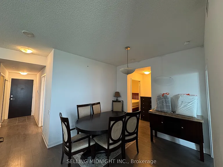 5162 Yonge St #Penthouse 301 — Photo 35