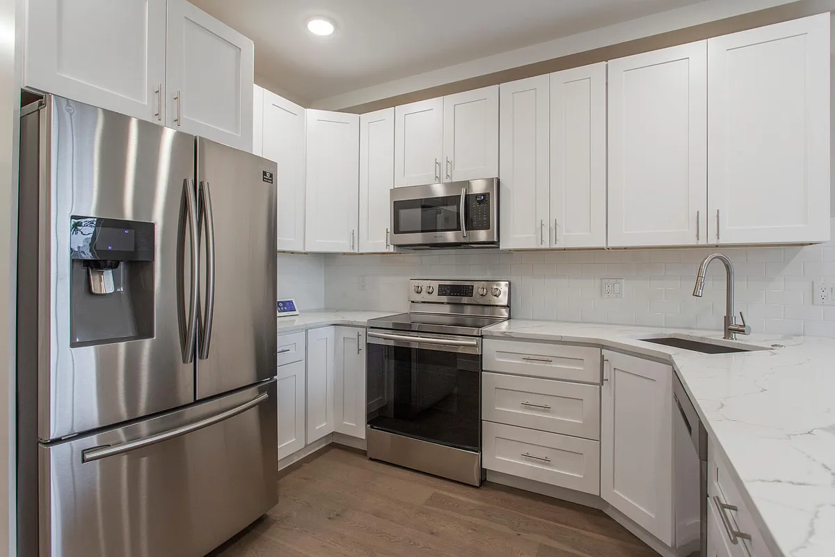 Building Photo - 426 W Norris St #1