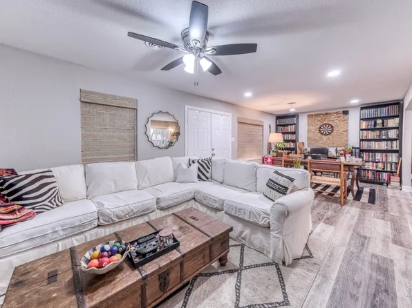 5163 Waits Ave, Fort Worth, TX 76133