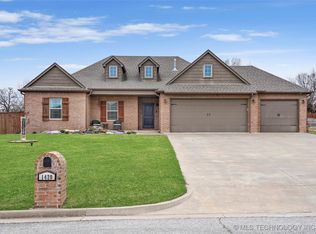 1420 Mabelle Dr, Sapulpa, OK 74066