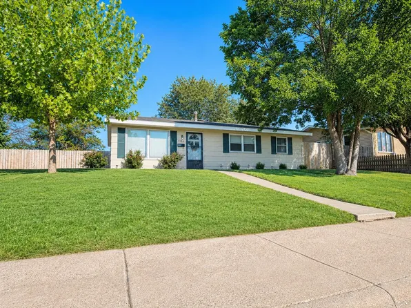 1304 Steven Dr, Hays, KS 67601