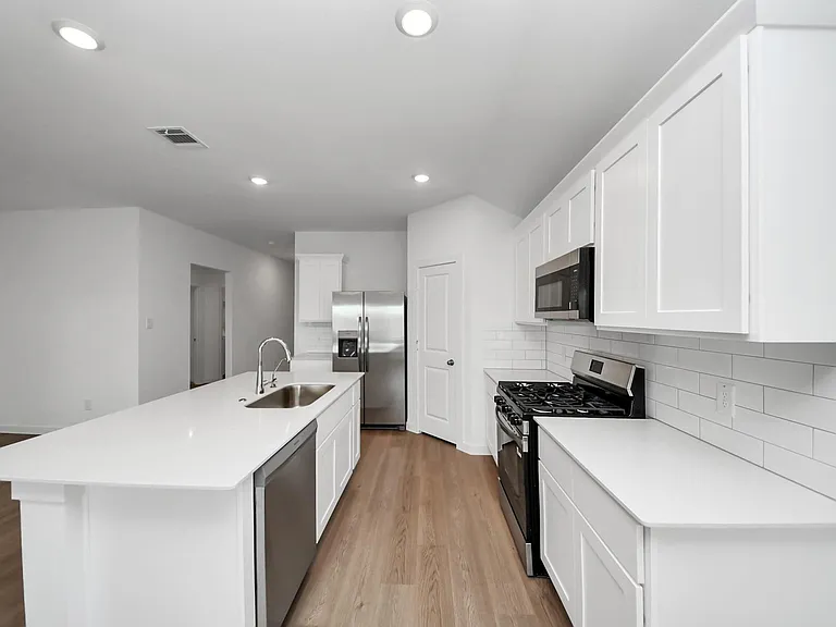 9106 Serene Haven Dr — Photo 7