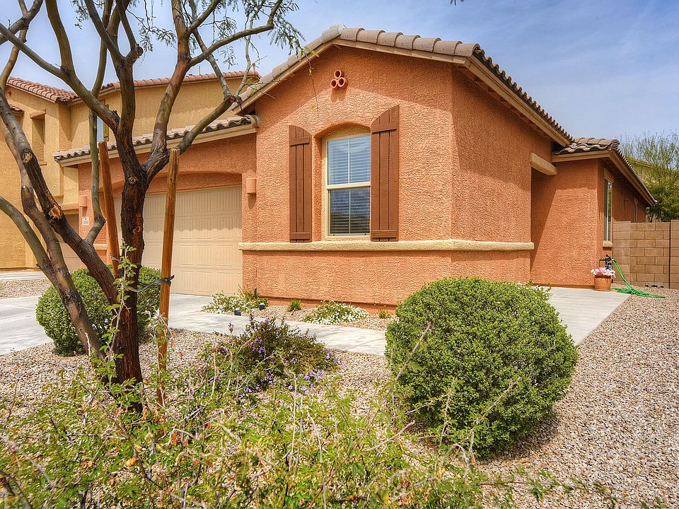 1st image of 1094 W Garden Grove Dr