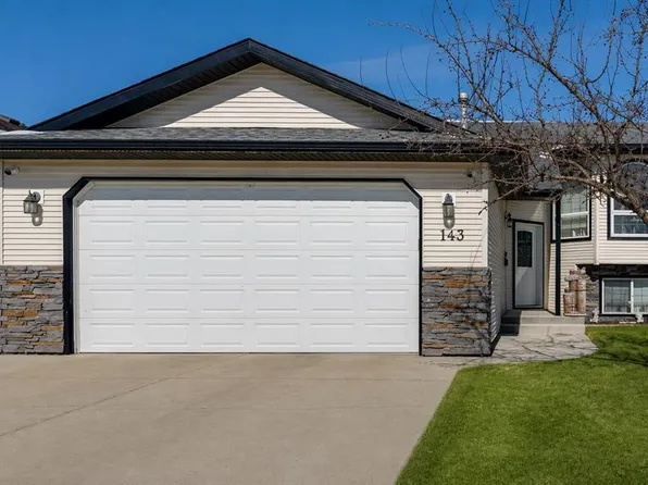 143 S Ackerman Cres, Red Deer, AB T4R 3B8